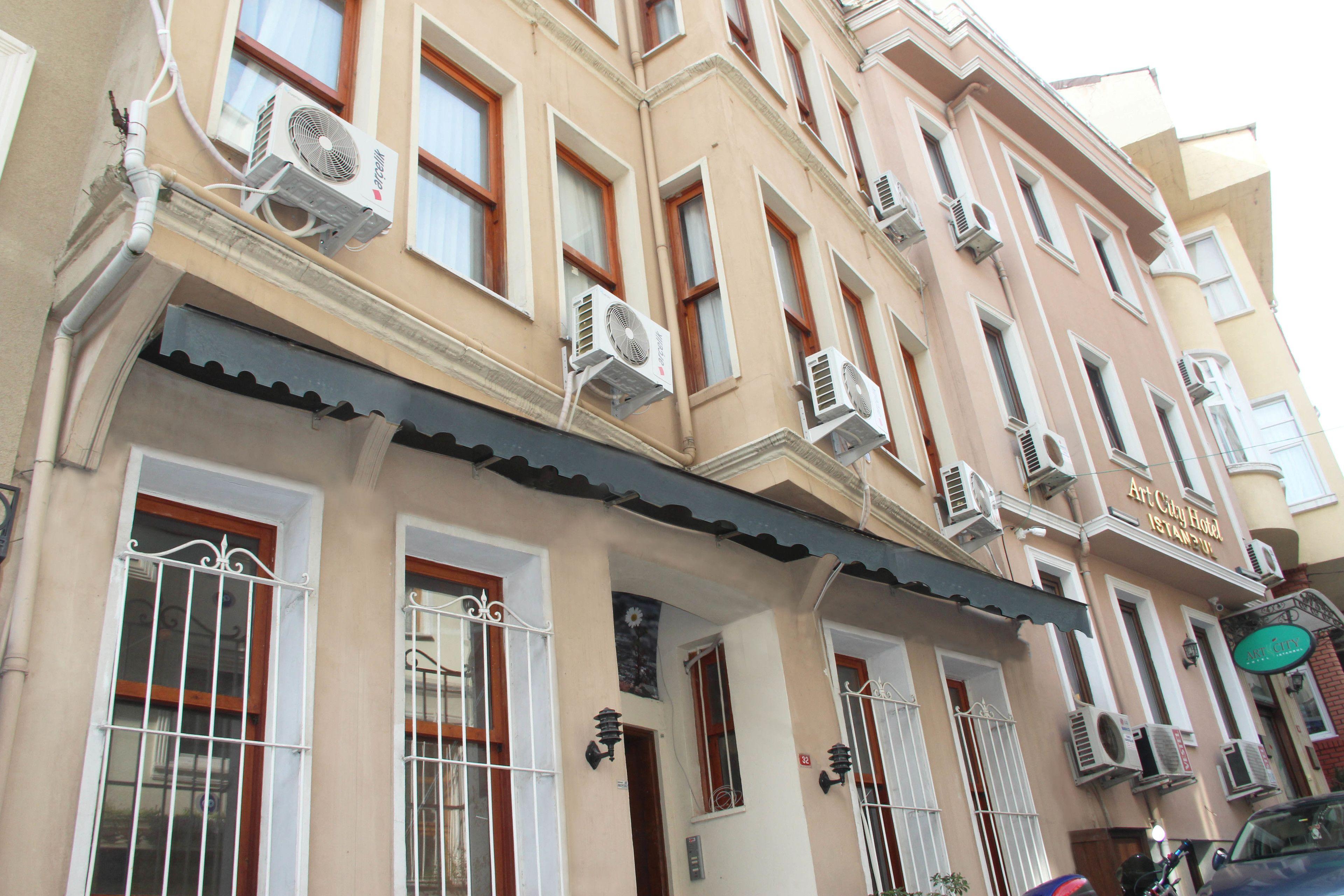 Theodian Hotel — Photos 1